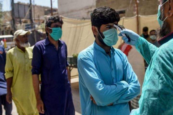 Coronavirus: Pakistan Denies Preparing Vaccine for Covid-19, Cases Cross 12,000