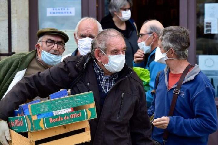 اجباری شدن ماسک در مدارس و حمل و نقل عمومیِ فرانسه
