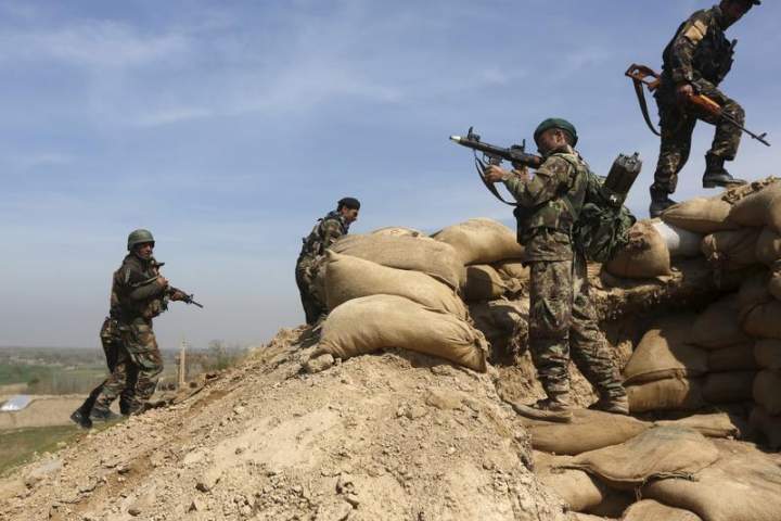 چهار پولیس محلی در حمله طالبان در قندوز شهید و زخمی شدند