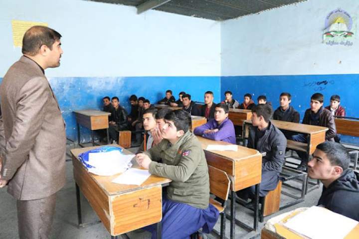 امتحانات سالانه مکاتب مناطق گرمسیر به تعویق افتاد