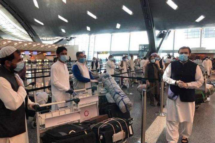 بیش از 300 شهروند افغانستانی از قطر وارد کشور شدند