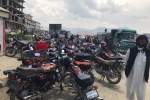 پولیس از تردد موتورسایکل در کابل جلوگیری می‌کند