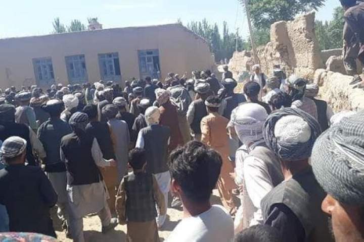 طالبان، قیام‌کنندگان ولسوالی شیرین‌تگاب فاریاب را به شدت تحت نظر دارند