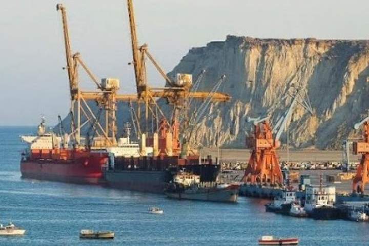 پاکستان از آغاز تجارت ترانزیتی با افغانستان از بندر گوادر خبر داد