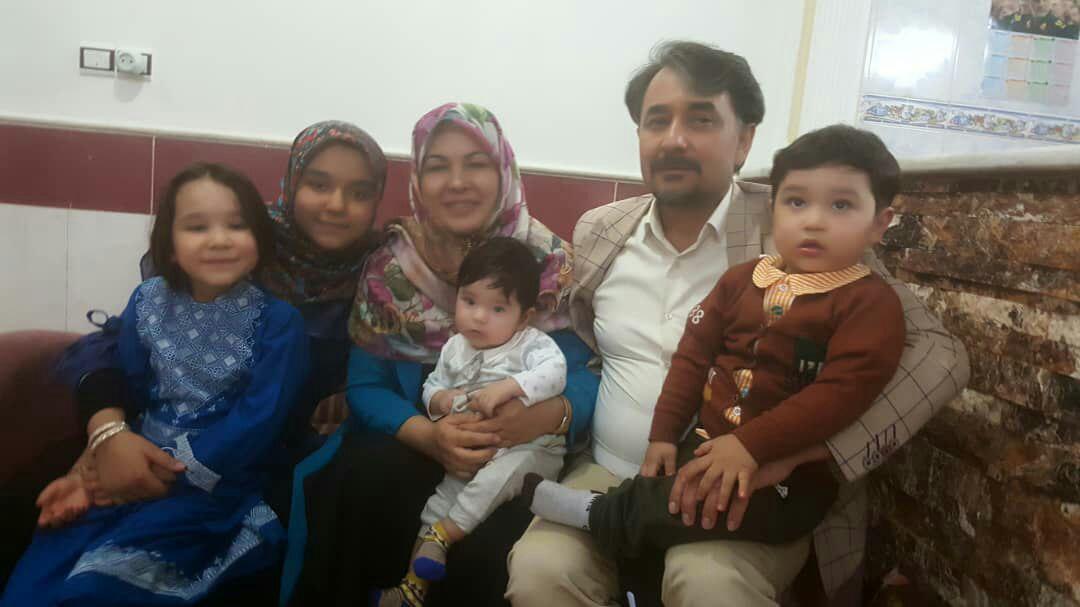 زوج پزشک افغانستانی در ایران؛ پدر و مادر 4 فرزند و فعالیت سخت در خط مقدم مبارزه با کرونا