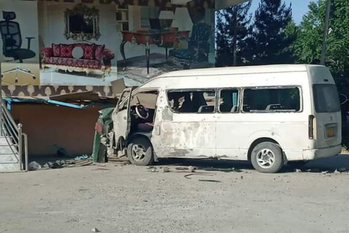 در انفجاری در کابل دو کارمند یک تلویزیون خصوصی جان باختند