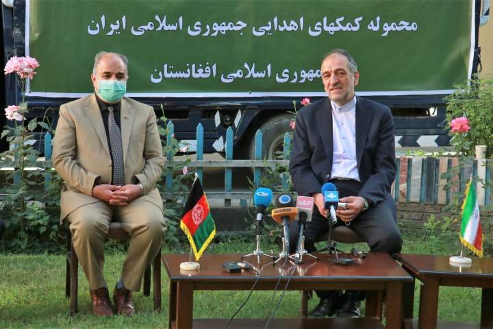 ایران یازده تُن تجهیزات طبی به وزارت صحت عامه افغانستان کمک کرد