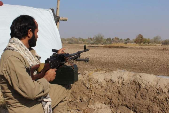 در حمله طالبان بر نیروهای خیزش مردمی در غور، یک نفر جان باخت