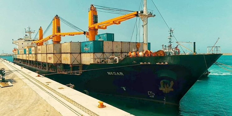 چهارمین کشتی حامل گندم اهدایی هند به افغانستان در بندر چابهار ایران پهلو گرفت