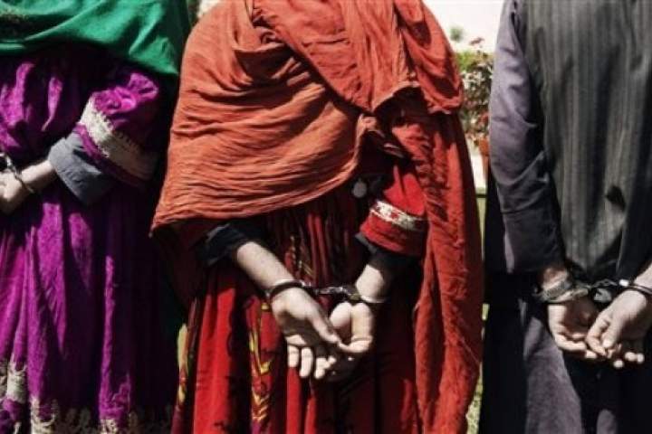 طالبان از محل درگیری در جوزجان با لباس زنانه فرار کردند