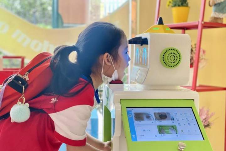 حضور روبات های سلامت در مدارس چین