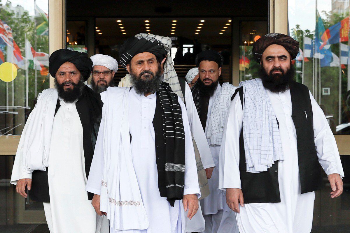 تغییرات جدید در رهبری جنگ و تیم مذاکره‌کننده طالبان؛ نشانه مثبت برای تعهد به روند صلح؟!