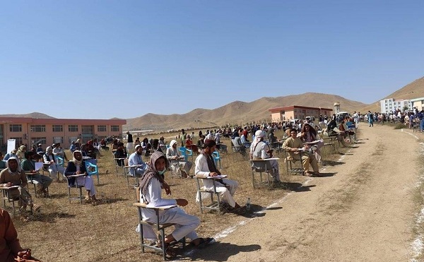 First Round of Entrance Exam Held Amid COVID-19 Pandemic