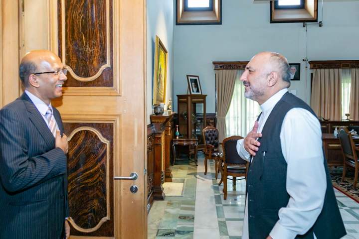 سفیر هند در کابل در مورد صلح افغانستان با سرپرست وزارت خارجه گفتگو کرد
