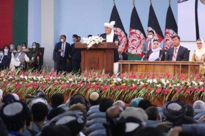 غنی: حکم آزادی 400 زندانی طالبان را امضا می‌کنم
