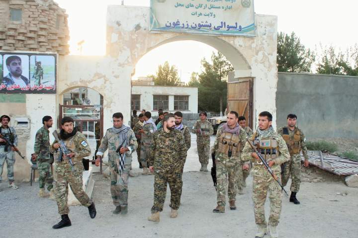 کشته و زخمی شدن 10 جنگجوی طالبان در پشتون زرغون هرات