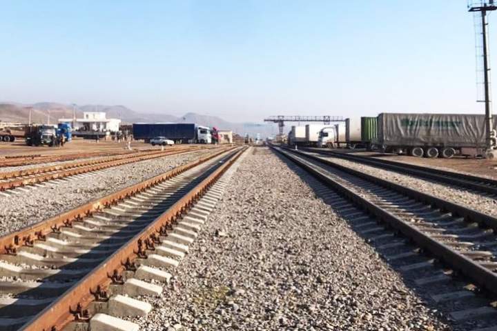 در ماه سنبله بیش از 290 هزار تن اموال تجارتی از طریق راه آهن وارد کشور شده است