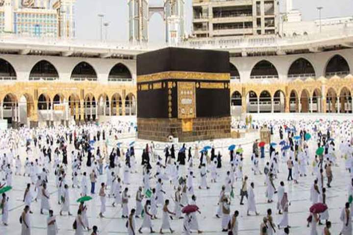 Grand Mosque in Makkah opens for Umrah pilgrims