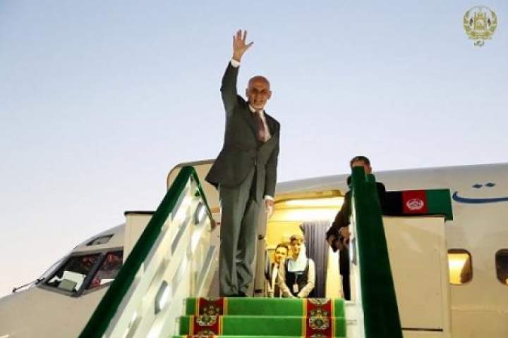 رئیس جمهور غنی در سفری دو روزه به کویت و قطر رفت