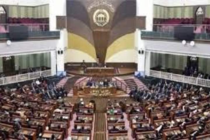 مجلس، فرمان رئیس جمهوری در مورد قانون مبارزه با فساد اداری را رد کرد
