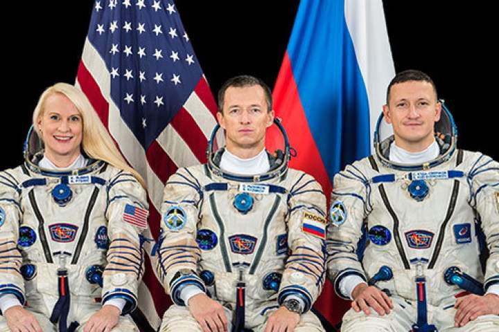 ۳ فضانورد زمین را ترک کردند