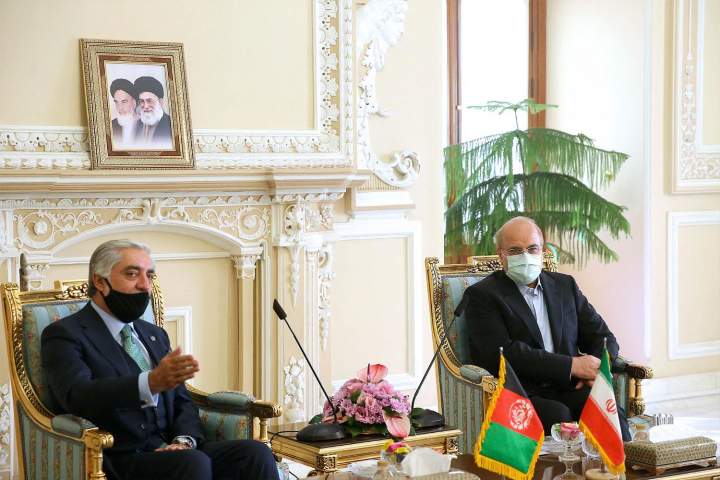 هم‌فکری و هم‌نظری خوبی بین افغانستان و ایران وجود دارد/ ایران از حفظ قانون اساسی و ارکان دولت افغانستان حمایت می‌کند