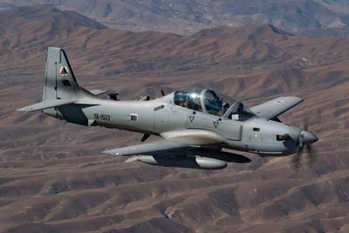 در حملات هوایی ارتش در بلخ، 20 جنگجوی طالبان کشته شدند
