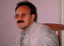 کوثری: مرحوم دره‌صوفی روشنفکر مسلمان و نویسنده‌ای شجاع بود