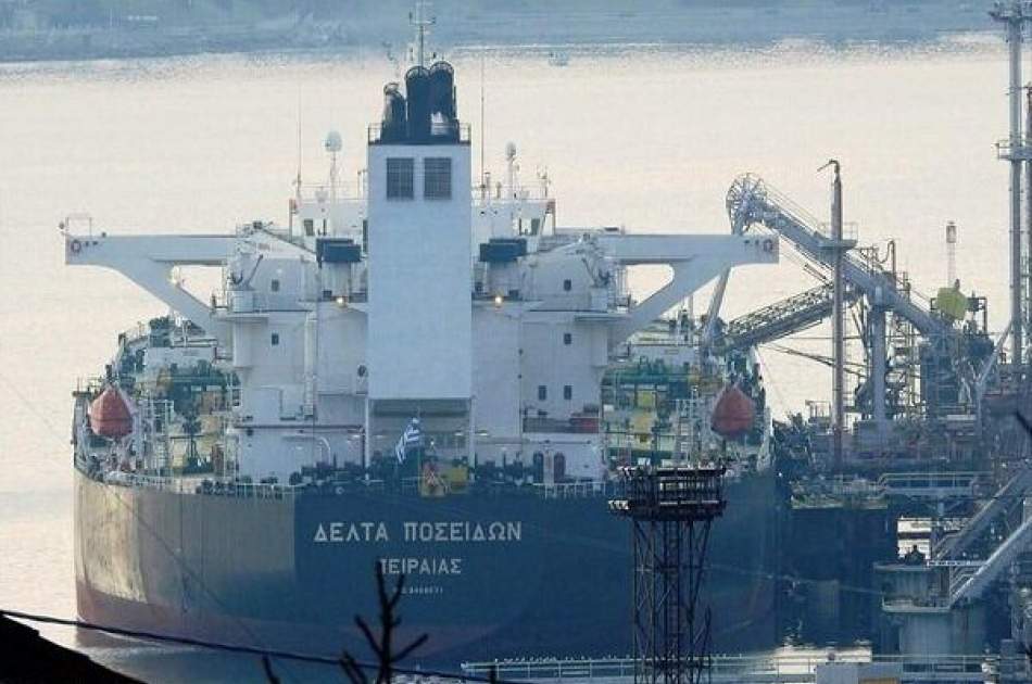 توقف 2 نفتکش یونانی به دلیل تخلف در آب‌های خلیج فارس توسط سپاه پاسداران ایران/ هشدار در مورد توقیف 17 کشتی دیگر