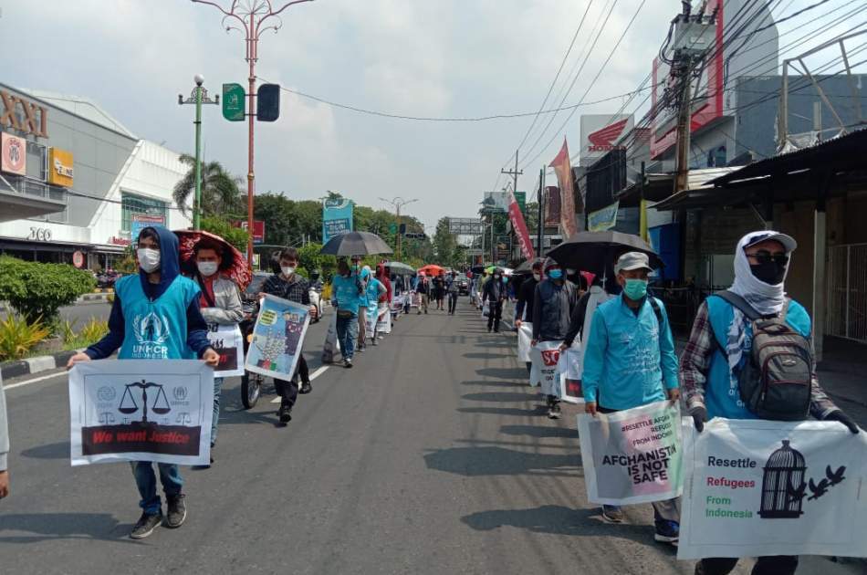 Continued protests by Afghan refugees in Indonesia