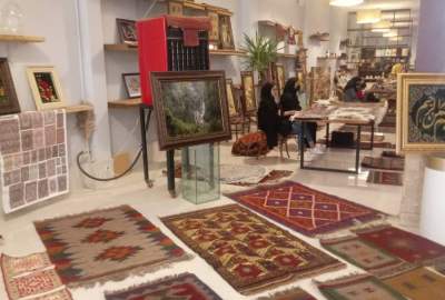 زمینه‌ساز آشنایی با صنعت فرش افغانستان؛ نمایشگاه و کارگاه سه روزه «فرش و گلیم باختر» در تهران برگزار شد  