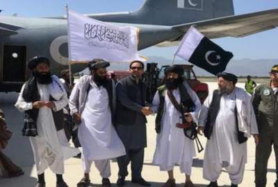 Pakistan Delivers second Aid Consignment to Afghanistan