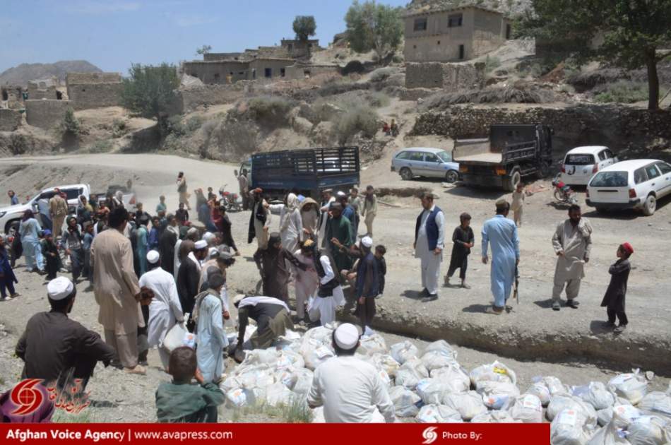 مرکز تبیان، کمک‌های اهدایی مؤسسه «مصاف ایرانیان» را به زلزله‌زدگان خوست توزیع کرد