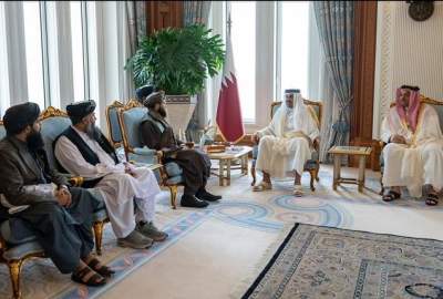 Afghan Defense Minister Meets with Emir of Qatar