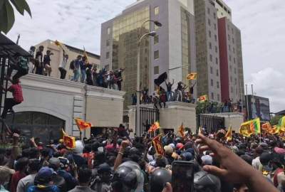 کاخ ریاست جمهوری سریلانکا به تصرف معترضان درآمد