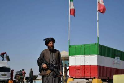 استقبال فعالان اقتصادی و مردم از بازگشایی پل ابریشم بین افغانستان و ایران