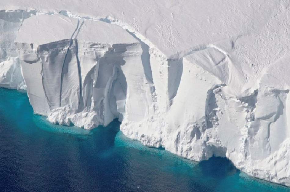 Antarctica losing ice faster than thought