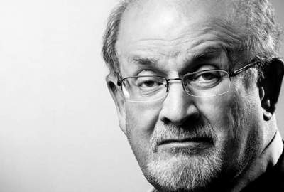 سلمان رشدي به خپله یوه سترګه له لاسه ورکړي