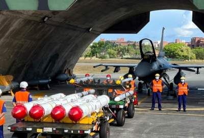 تنش میان چین و تایوان/ از جنگنده‌های پیشرفته «اف ۱۶ وی» تایوان رونمایی شد