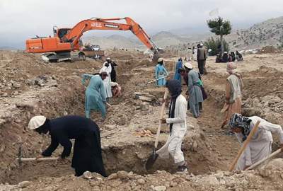 Construction of quake-resilient houses in Afghanistan