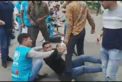 پناهجویان افغان در اندونزیا مورد ضرب و شتم قرار گرفتند+ویدیو  
