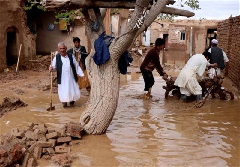 سازمان همکاری اسلامی برای آسیب دیدگان سیلاب کمک می‌کند