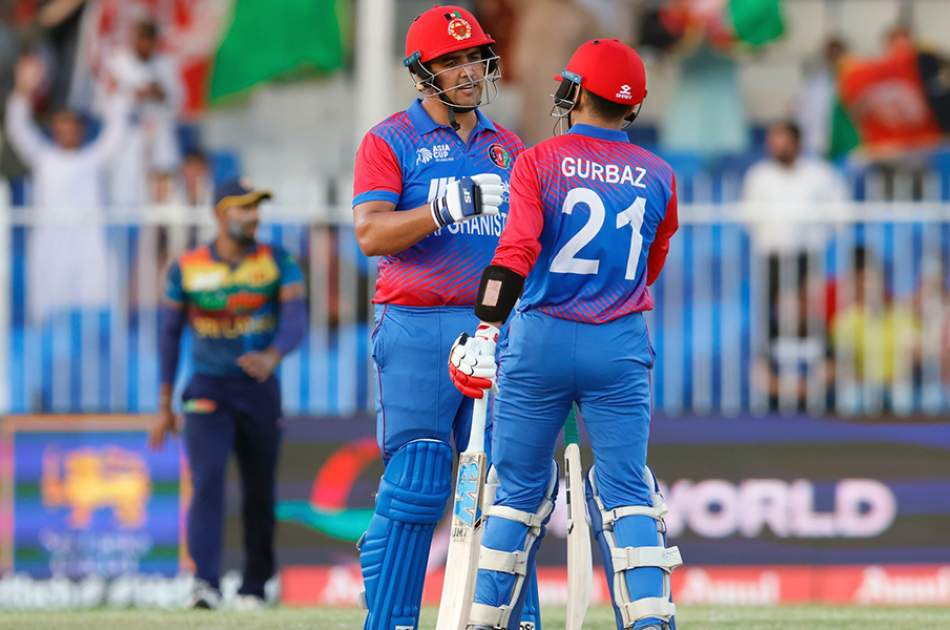 Afghans come out in support of cricket team