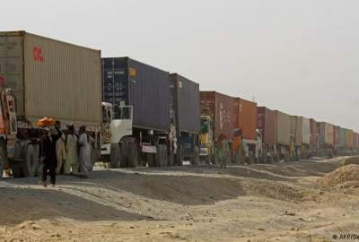 توقف صادرات میوه افغانستان: الکوزی: پاکستان دشمنی می‌کند
