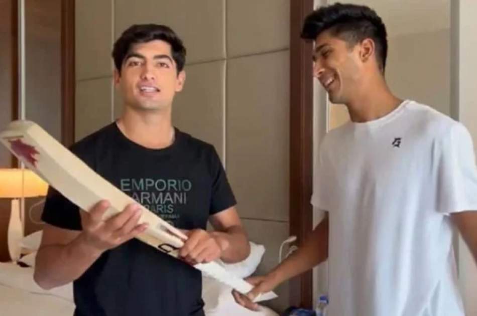 Naseem Shah to auction bat used against Afghanistan to help flood victims