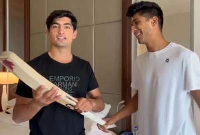 Naseem Shah to auction bat used against Afghanistan to help flood victims