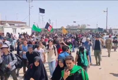 ویدیو/ ورود هزاران زائر افغانستانی و پاکستانی به خاک عراق  