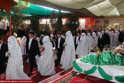 گزارش تصویری/ مراسم عروسی دسته جمعی ۲۳۰ زوج در بلخ