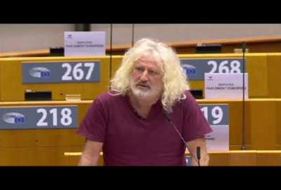 نماینده جمهوری ایرلند در پارلمان اروپا: امریکا و اسرائیل از تروریسم حمایت می‌کنند