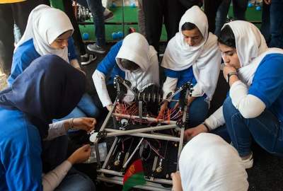 تیم دختران رباتیک افغانستان بدنبال ساختن ربات انسان نما